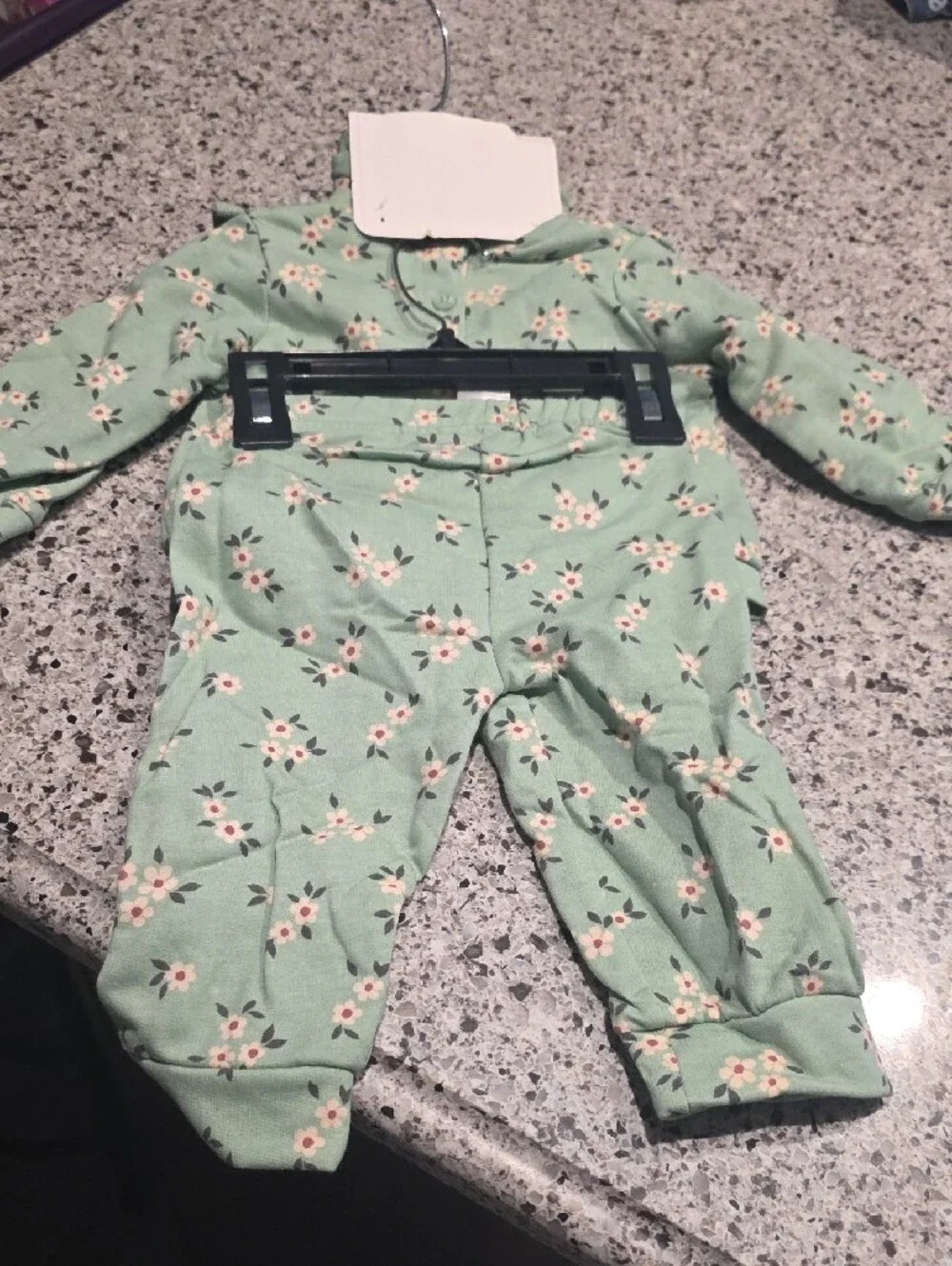 Nicole Miller Mint Green Floral Ruffle Pajama Set with Headband